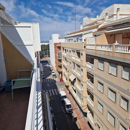 Calle Monteagudo Apartment Torrevieja Luaran gambar